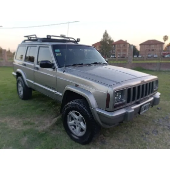 Jeep Cherokee 2.5 Classic