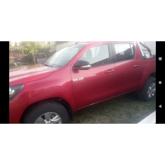 Toyota Hilux Pick-up 2.4 Cd Sr 150cv 4x2