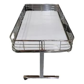 Mesa Exhibidor Con Ruedas En Metal Cromado (ideal Ofertas)