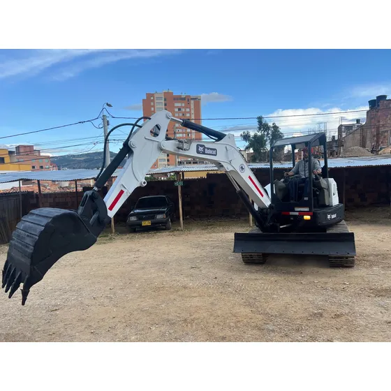 Retro Excavadora Bobcat E50
