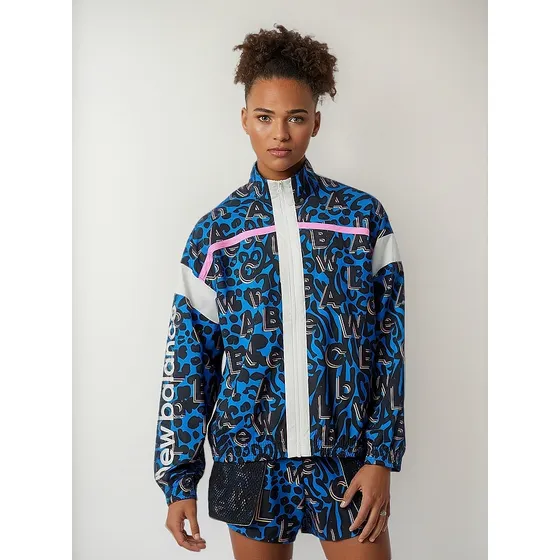 Campera Mujer New Balance Relentless Printed Woven Wj13173
