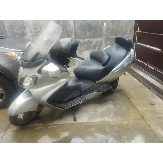Suzuki Burgman 650