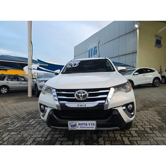 Toyota Hilux Hilux Sw4 Srv 4x2 2.7 Flex 16v Aut.