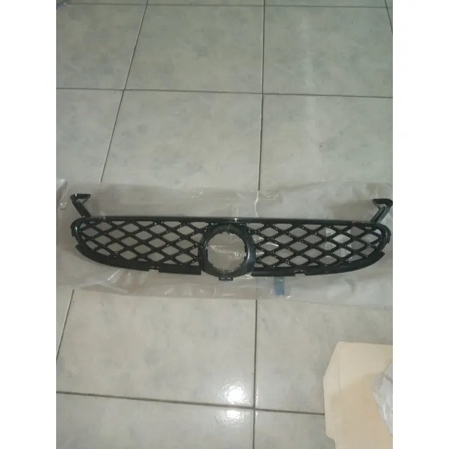 Parrilla Frontal Chevrolet Corsa Nuevo Gm