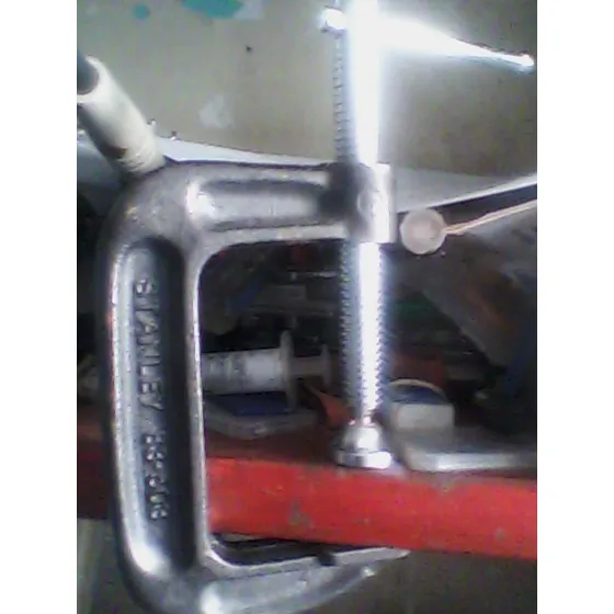Mini Prensa De 3 Pulgadas Marca Stanley