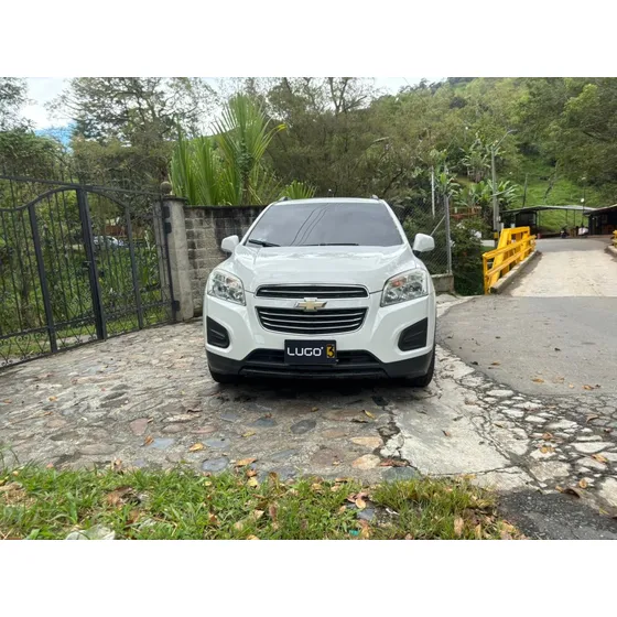 Chevrolet Tracker Ls 1.8 Mecánica 4x2 Cojineria De Cuero