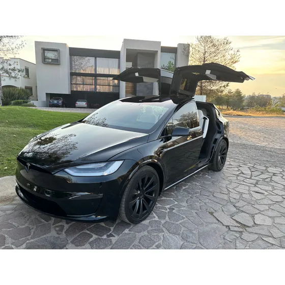 Tesla Model X P100d Mt