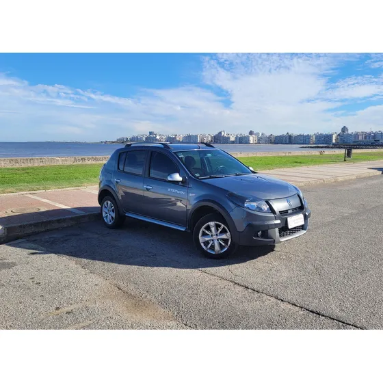 Renault Sandero Stepway 1.6 Privilege Nav 105cv