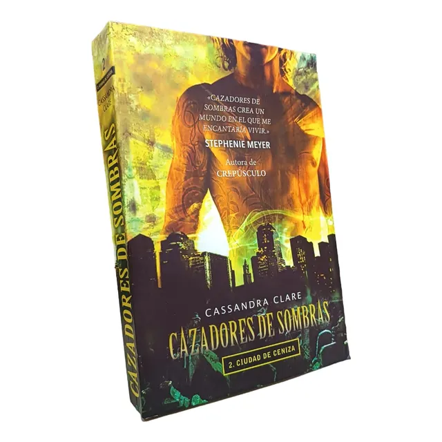 Cazadores De Sombras 2: Ciudad De Ceniza - (a)