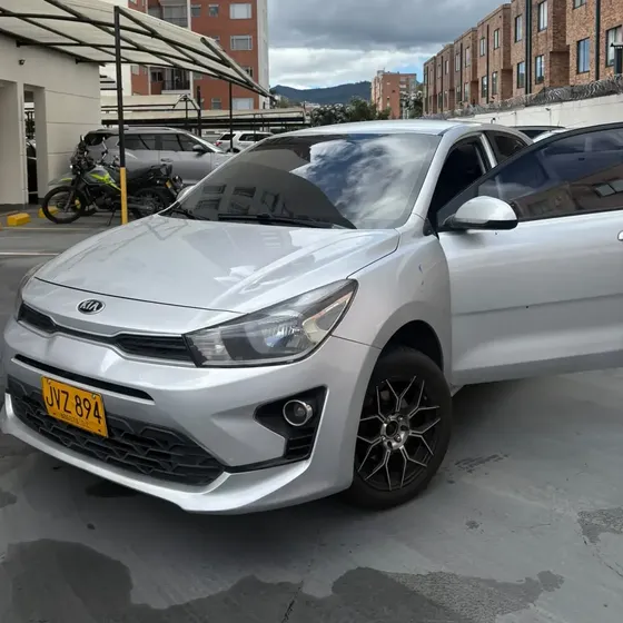 Kia Rio 2022 1.4 Vibrant Hb