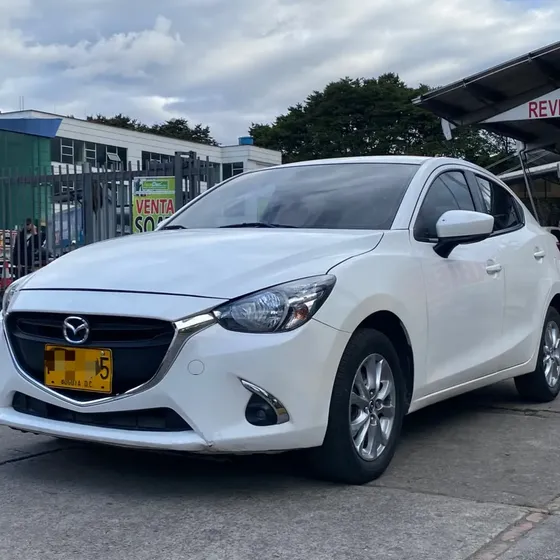 Mazda 2 Sedan 2019 1.5 Touring Sedan