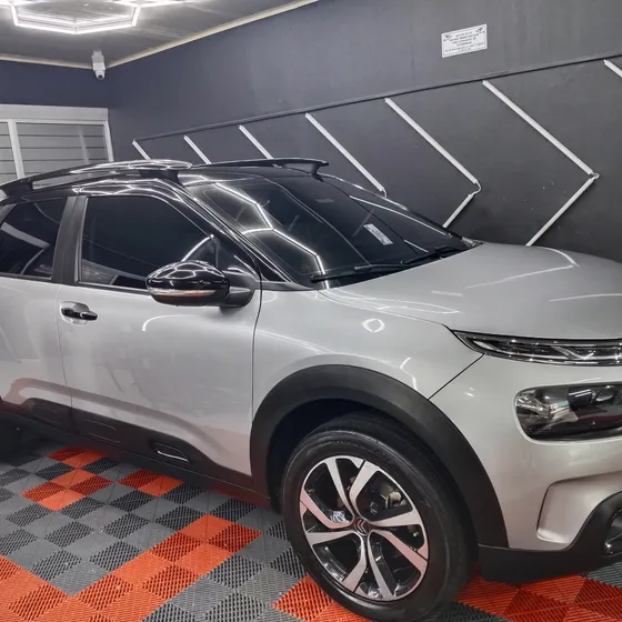 Citroën C4 Cactus 2022 1.6 Shine Turbo Aut