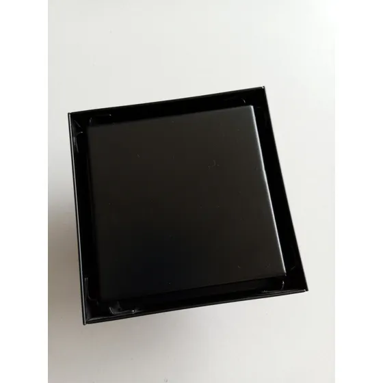 Centro Piso Negro Inserto Baldosa 10x10cm