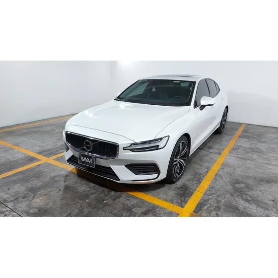 Volvo S60 2.0 B4 Mhev Momentum Auto