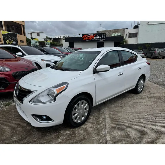 Nissan Versa Sv