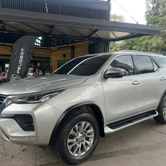 Toyota Fortuner 2022 2.8l Srv