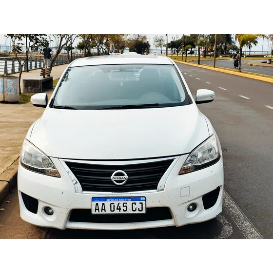 Nissan Sentra 1.8 Sr Pure Drive