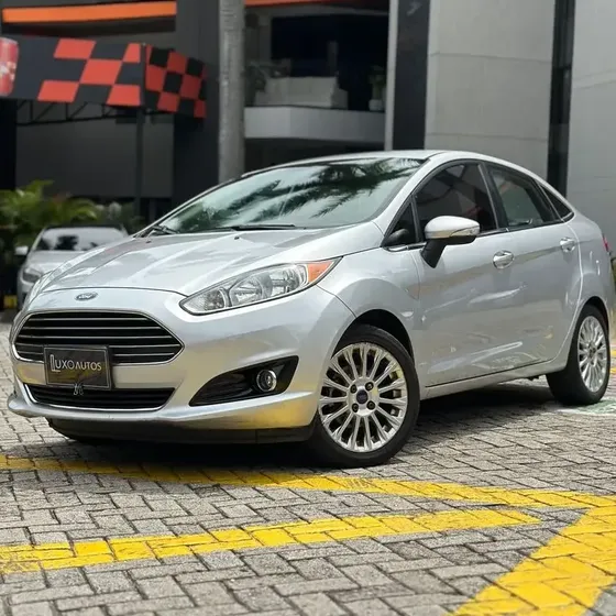 Ford Fiesta 2015 Sportback Titanium Tp 1600cc 4p