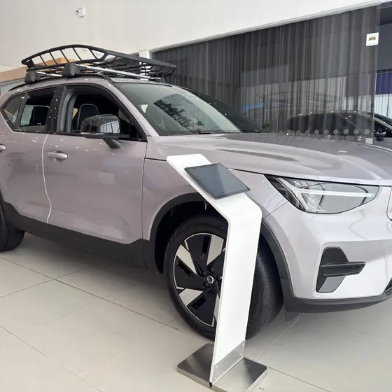 Volvo Ex40 2026 Plus