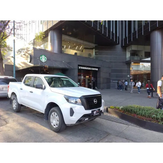 Nissan Frontier 2.5 Se Dc 4x2 Mt