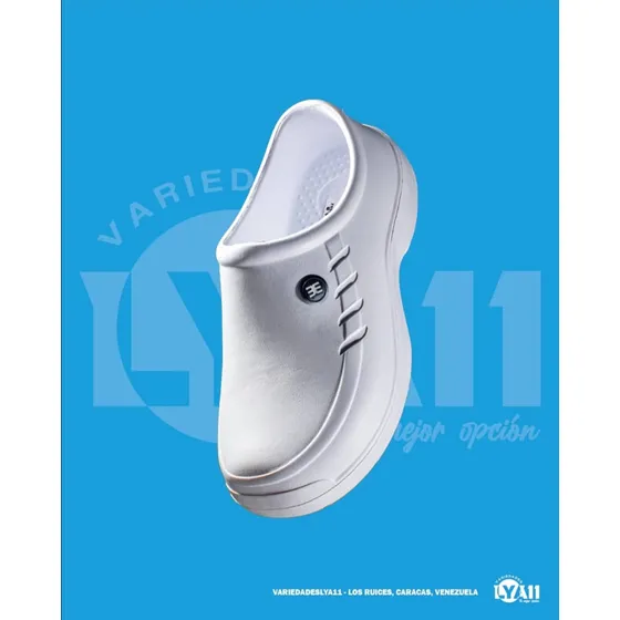 Zapatos Antideslizante Marca Evacol Modelo Cerrado Blanco