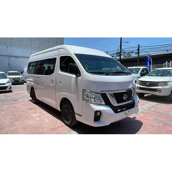 Nissan Urvan 2.5 15 Pas Amplia Aapack Seg Mt