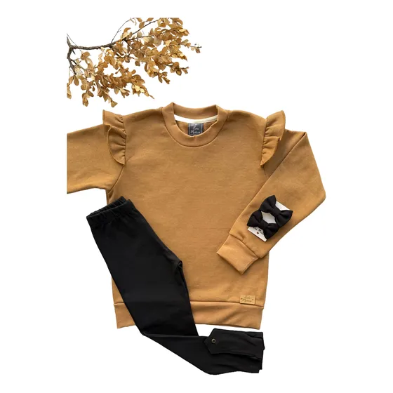 Outfit! Buzo Berlina + Calza Rita + Moños. Pura Mística