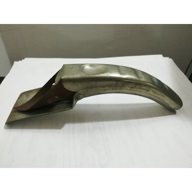 Pico Embudo Metal Para Abrir Lata De Aceite 