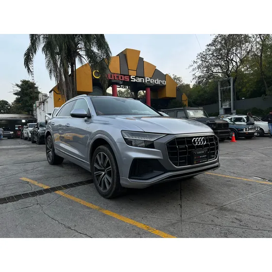 Audi Q8 S Line Mild Hybrid