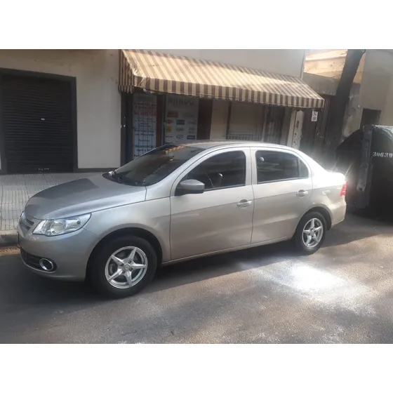 Volkswagen Voyage 1.6 Comfortline Plus 101cv