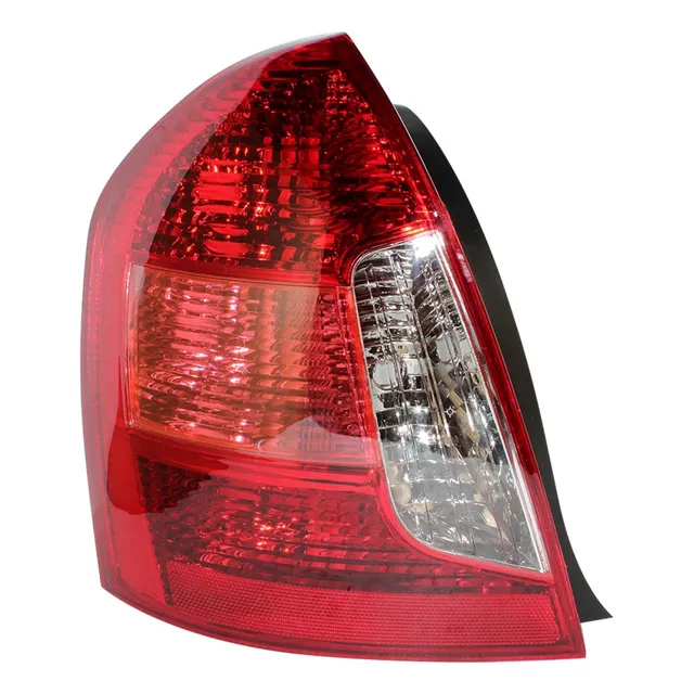 Faro Posterior Izquierdo Para Hyundai Accent 1.4 G4ee 2010