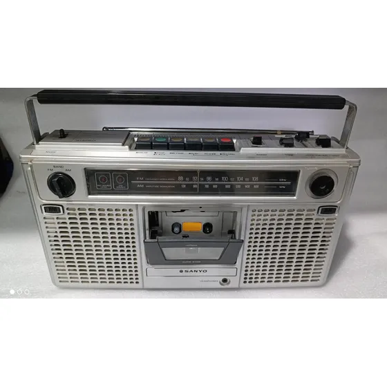 Radio Gravador System Sanyo Cassette M 9902f/ Com Bluetooth 