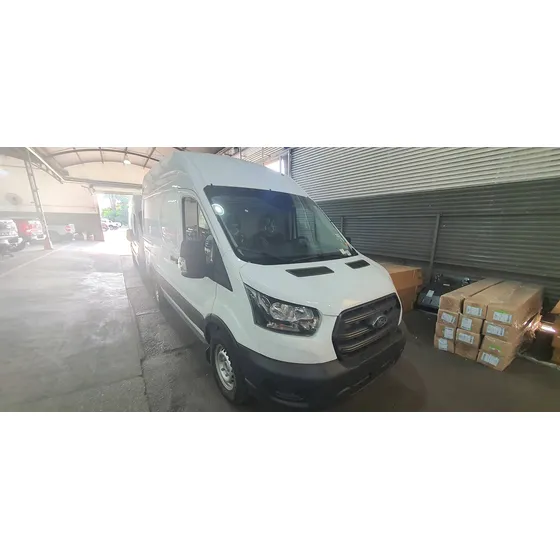Ford Transit 2.0 Mediano Techo Elevado Mt