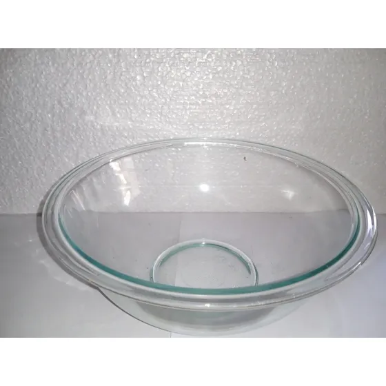 Un Bolws Recipiente De 950 Ml