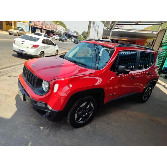 Jeep Renegade 1.8 Flex Aut. 5p