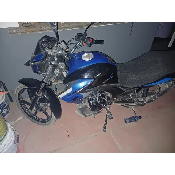 Azul Y Negra