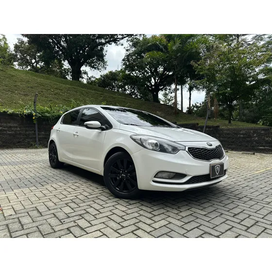 Kia Cerato Pro 1.6l