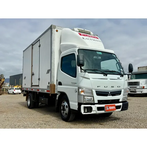 2022 Camión Mitsubishi Fuso Canter 613 Con Furgón Frigo