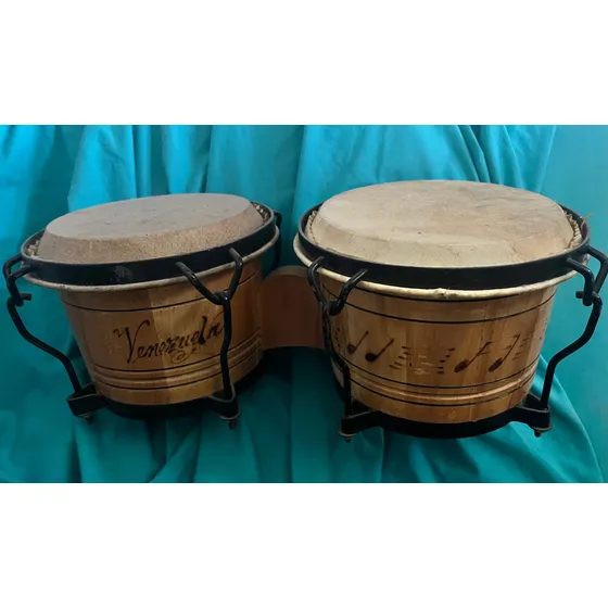 Bongos Profesionales Percusión Cuero Madera De Cedro Y Pino