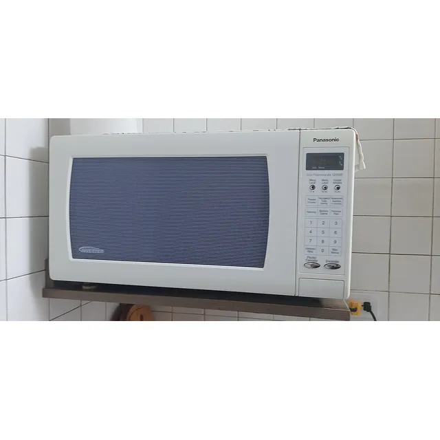 Horno De Microondas  Panasonic Inverter Modelo Nn-sa768w