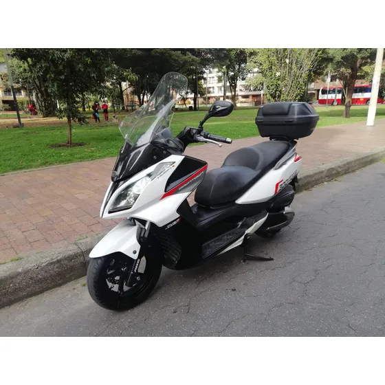 Kymco Down Town 300i