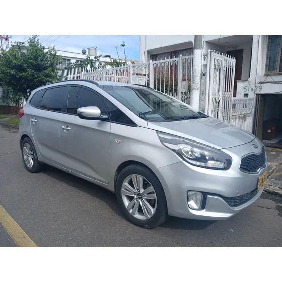 Kia Carens 2.0 Suv Ex
