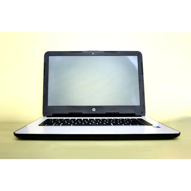 Laptop Hp 14-ac112la Core I3 8gb Ram 14 Pulgadas