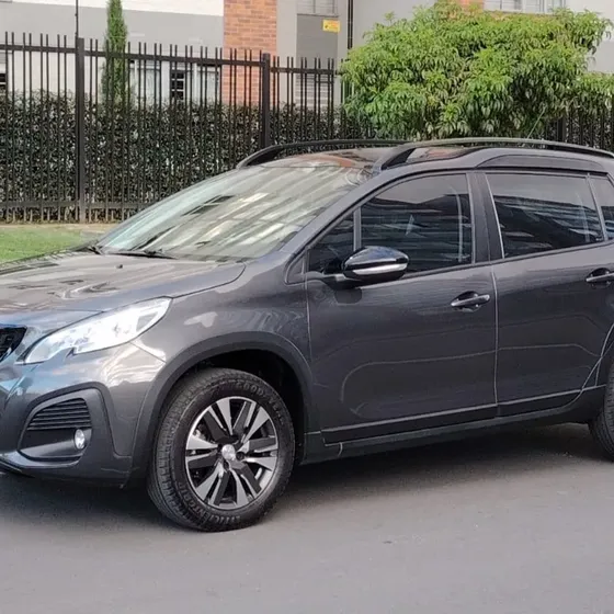 Peugeot 2008 2022 1.6 Active