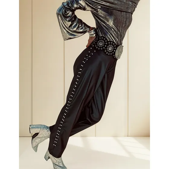 Pantalon Azul Con Tachas A Los Costados De Mujer Tendencia