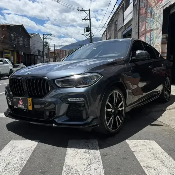 BMW X6 2022 4.4 Xdrive50i