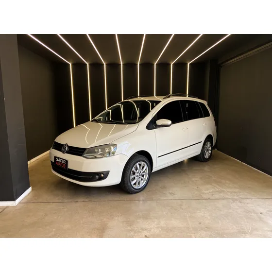 Volkswagen Suran 1.6 Comfortline 101cv