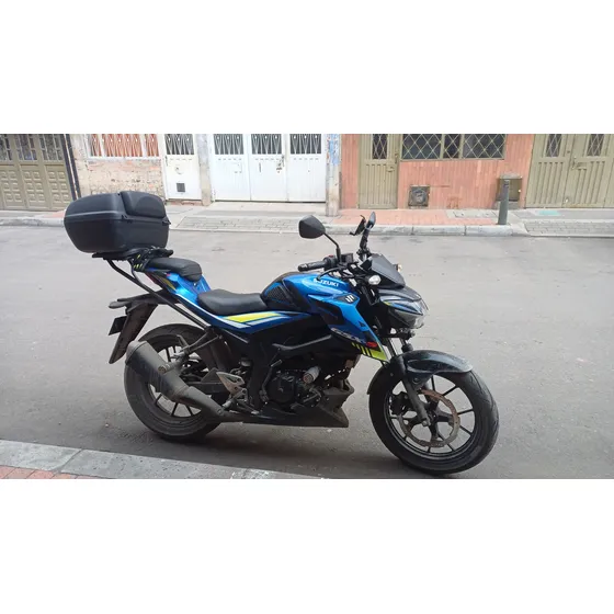 Suzuki Gsx-150 (f.i) Modelo: 2023 Matricula: Funza Soat: Abr