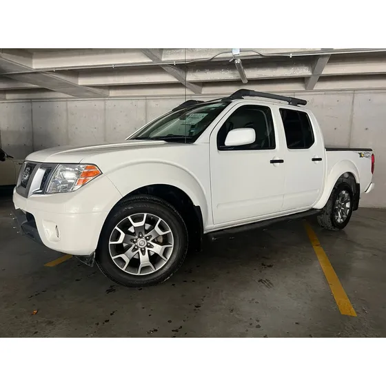 Nissan Frontier 4.0 Pro-4x V6 4x4 At