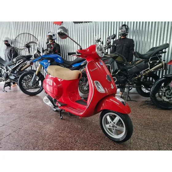 Vespa Piaggio 150 M68 2014 Italiana !!! Impecable !!!